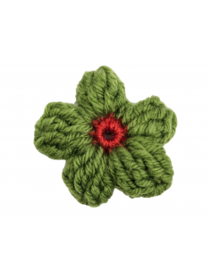 FLOR DE LANA CON IMPERDIBLE...