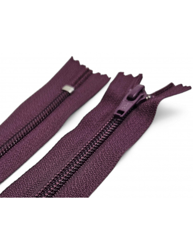 CREMALLERA YKK MORADO NYLON-5 24CM....