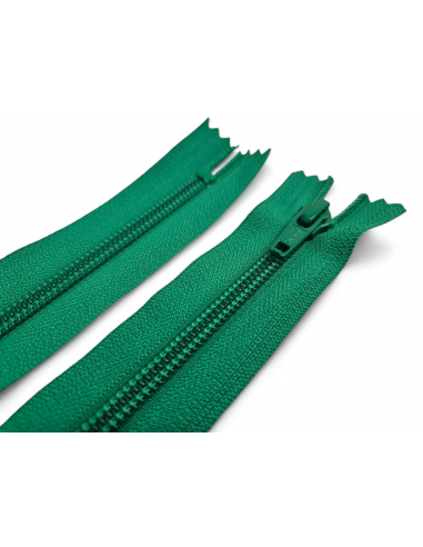 CREMALLERA YKK VERDE NYLON-5 30CM. C/540