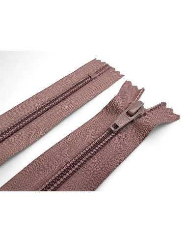 CREMALLERA YKK MORADA MAYA 5 - 50 CMS C/296