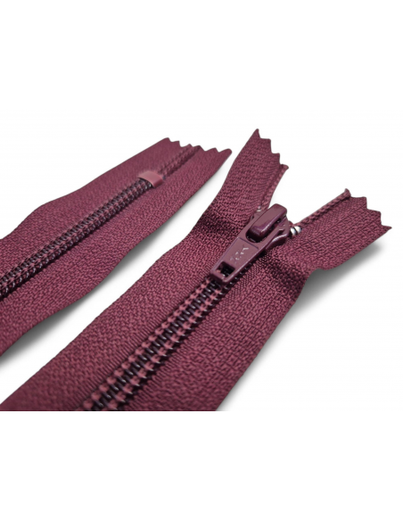 CREMALLERA YKK ROJO BURDEOS MAYA 5 - VARIOS TAMAÑOS C/048